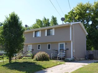 1244 Pleasant View Dr, Des Moines, IA 50315