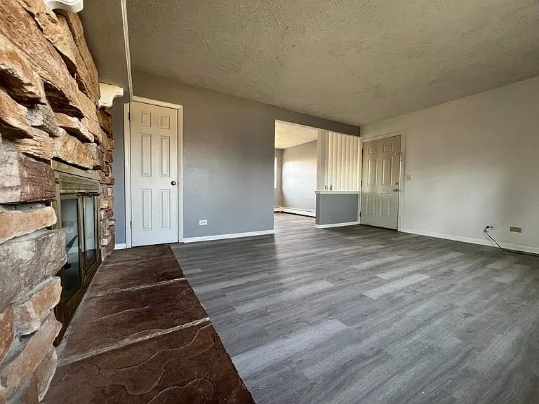 568 Pershing Ave #C — Photo 4