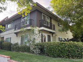 149 N Mountain Trl, Sierra Madre, CA