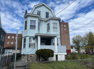 656 E 24th St, Paterson, NJ