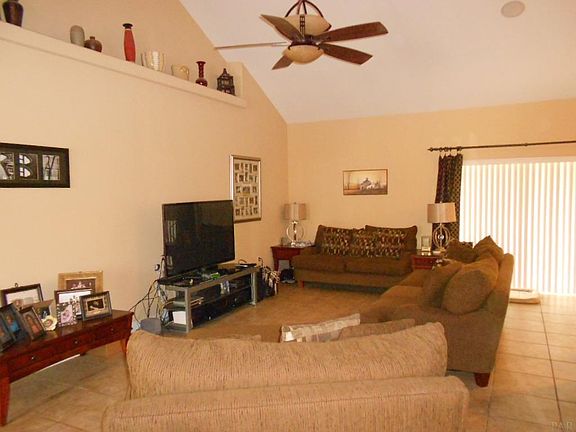 4th image of 2351 Darvas Dr
