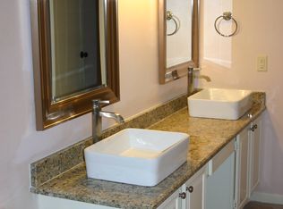 15 Tulip Hill Ct, The Woodlands, TX 77380