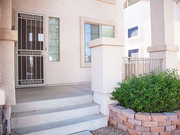 4th image of 5528 N Laguna Dr