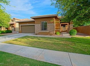 3823 E Comstock Dr, Gilbert, AZ 85296