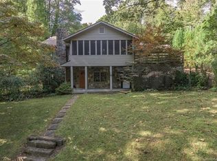 2013 Upper Ridgewood Blvd, Hendersonville, NC 28791