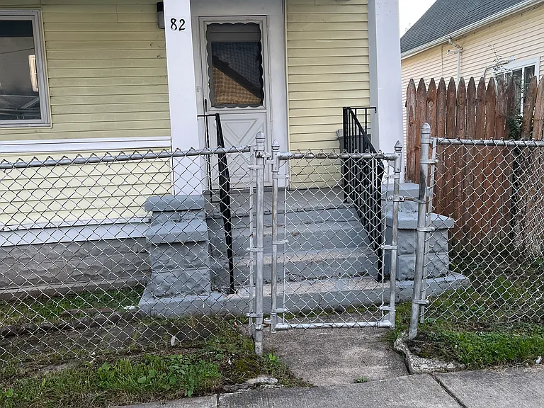 82 Kail St #1 — Photo 9