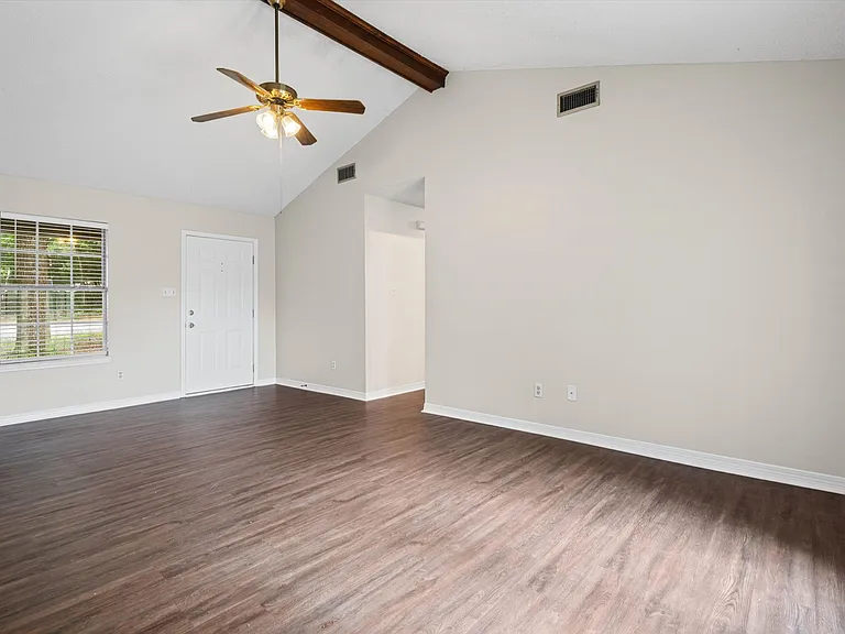 2835 Old Dutch Ct — Photo 3