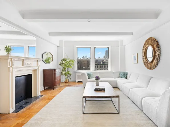 90 Riverside Dr APT 16E, New York, NY 10024