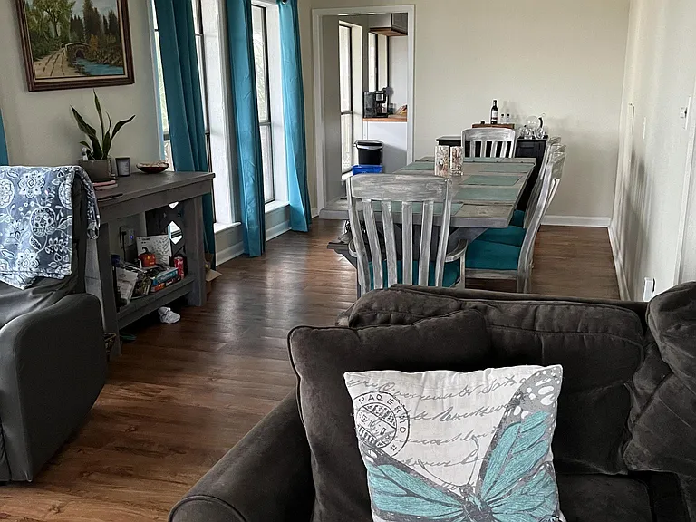 903 Largo Dr — Photo 5
