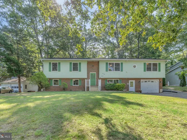 22938 Gunston Dr, Lexington Park, MD 20653