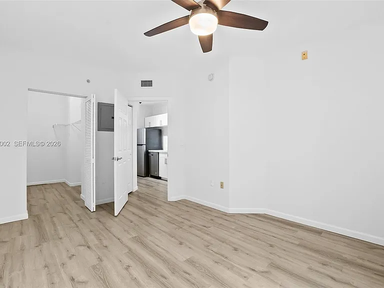 17145 N Bay Rd #4303 — Photo 13