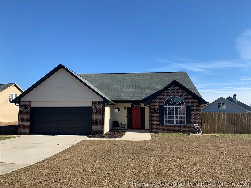 3 bed, 2.0 bath, 1598 sqft, $1,950 — Photo 1