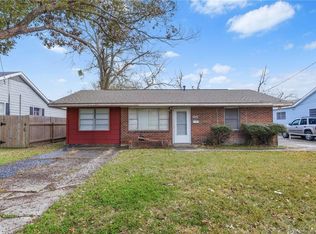 1402 W Kent Dr, Sulphur, LA 70663