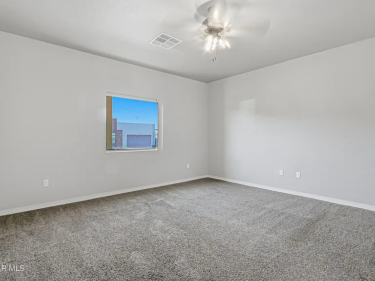 14844 Sunny Land Ave — Photo 29
