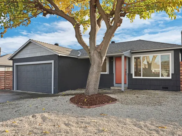 3800 Lowry Dr, North Highlands, CA 95660