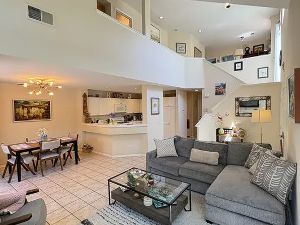 1202 Lost Point Ln, Oxnard, CA 93030