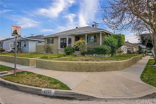 1st image of 4702 Lomina Ave