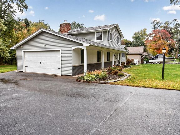 4th image of 2770 Ridgeway Ave