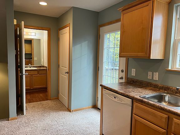 4th image of 5558 Kenton Ln