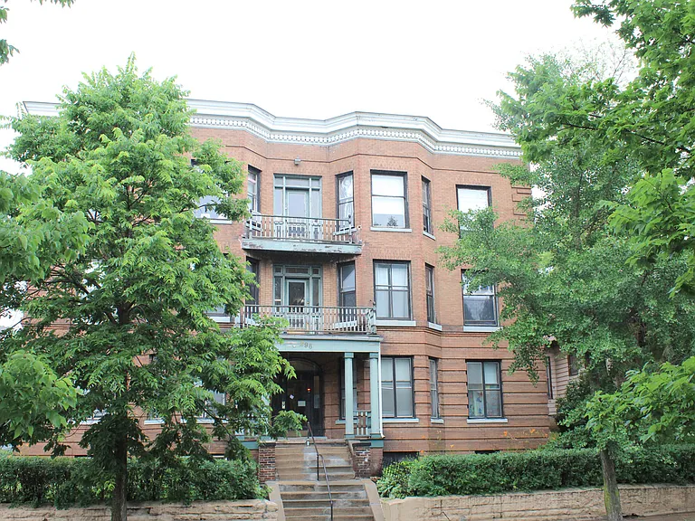 296 Bates — Photo 10