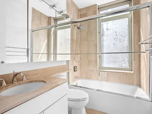 145 East 48th Street image 6 of 6