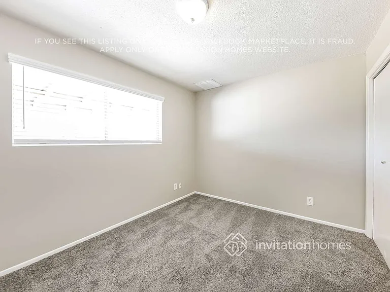 3316 W Orchid Ln — Photo 12