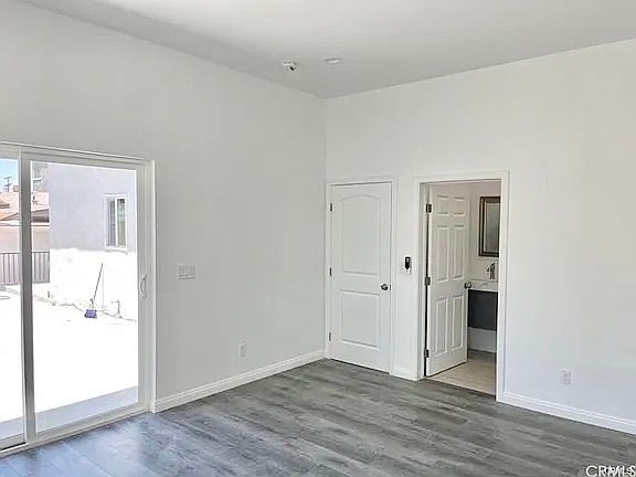 2nd image of 5074 Hermosa Ave