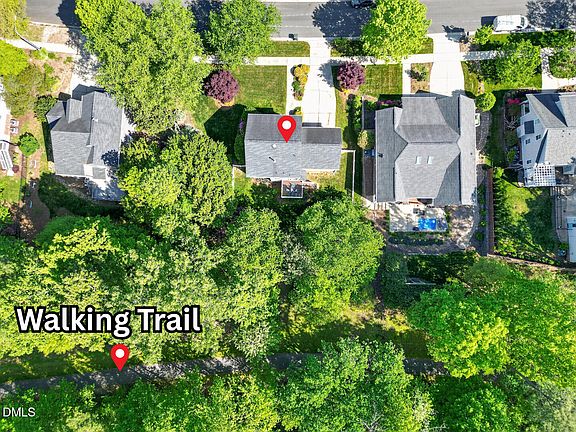 5th image of 1704 Farmington Grove Dr