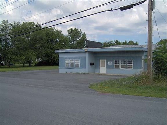 2nd image of 8 Sarnowski Dr