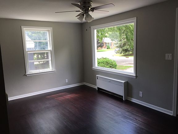 4th image of 124 E State St APT 1