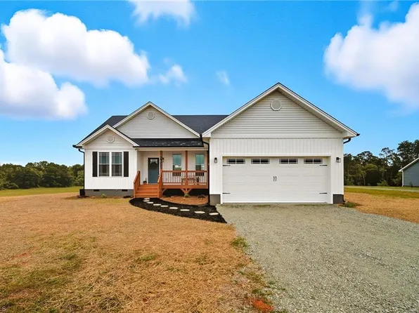 2366 Summertime Rd, Yadkinville, NC 27055