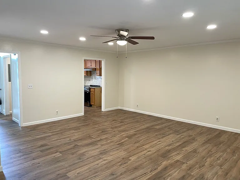 306 Leisure Ct #306 — Photo 29