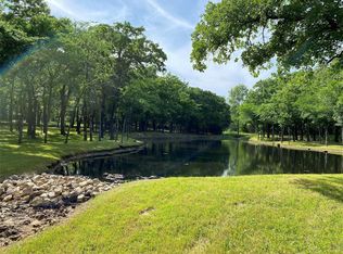 9546 Oak Meadow Ln, Pilot Point, TX 76258