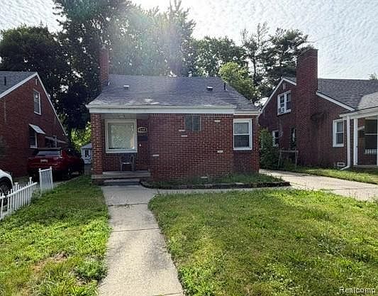 1st image of 8260 Beaverland