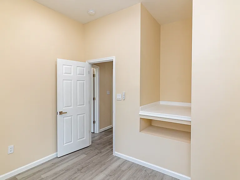 174 Sand Spring Rd — Photo 21