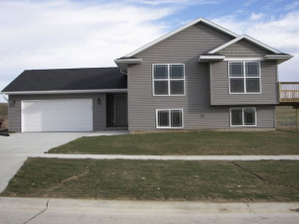 1st image of 182 Kenton Way