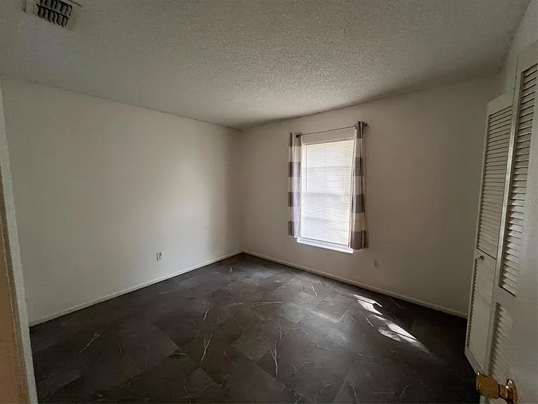 214 Bluefield Ave — Photo 10