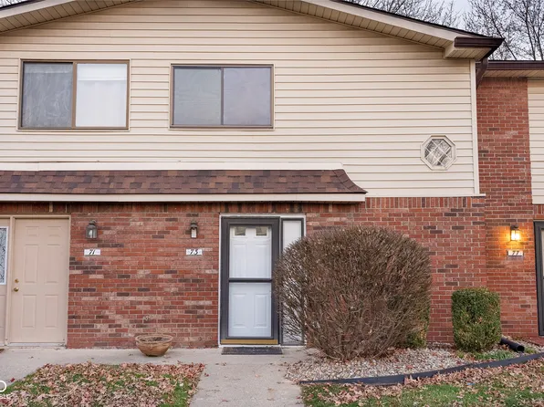 73 Trails End, Greenwood, IN 46142