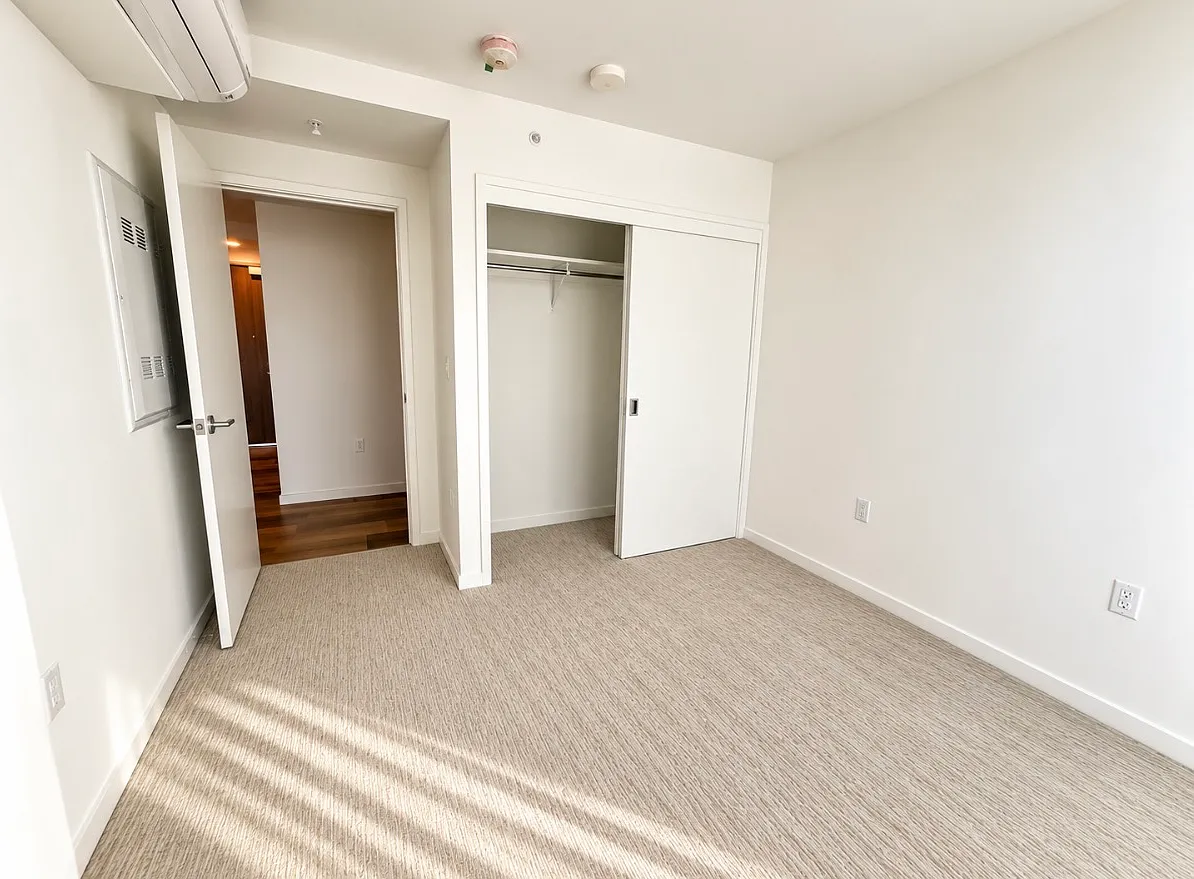 2 bed, 841 sqft, $4,125 — Photo 4