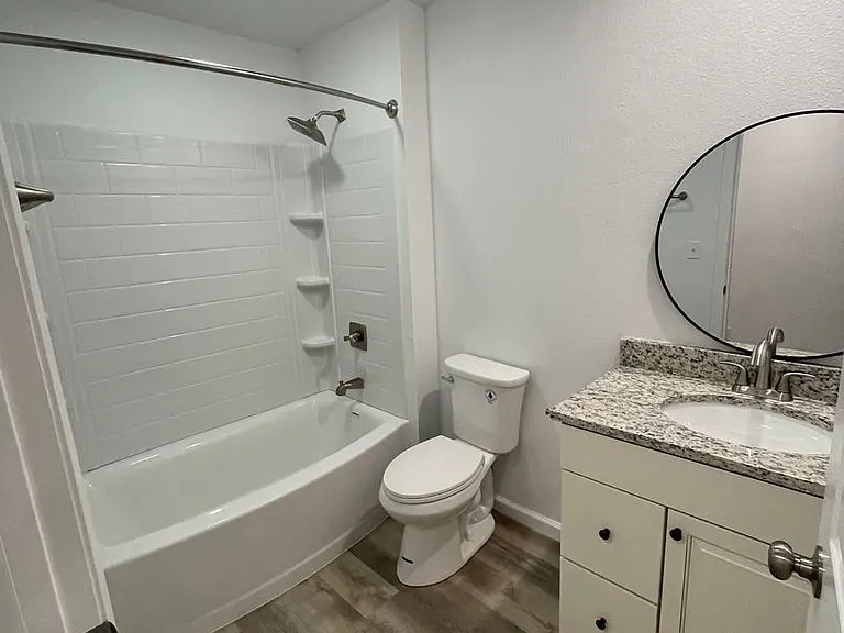 432 E James Dr — Photo 12