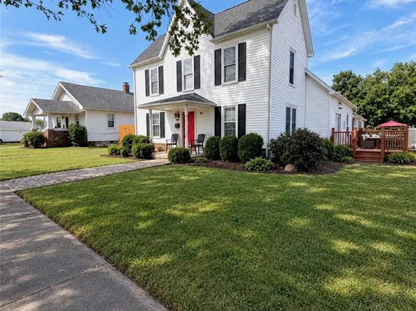 108 E Colorado Ave, Casey, IL 62420