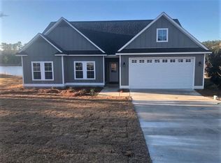 305 Palm Island Dr, Thomasville, GA 31757