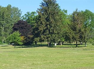 14695 Mapleton Ln, Traverse City, MI 49686