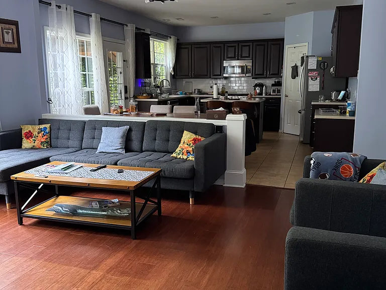 9542 Oswald Ln — Photo 25