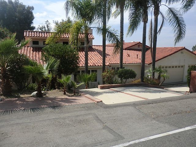 1st image of 1532 La Loma Dr