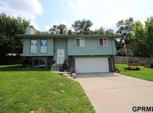 18911 Costanzo Cir, Elkhorn, NE 68022