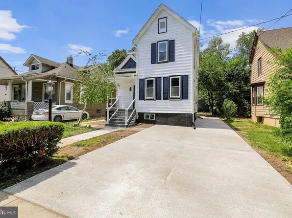 224 W Olive St, Westville, NJ 08093