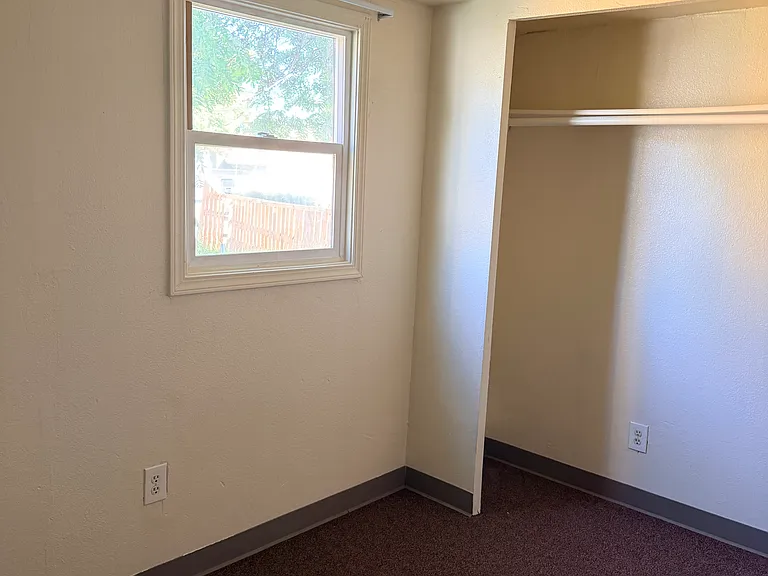 1003 Chugach Way #30 — Photo 4