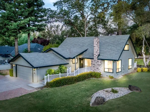 14064 Strawberry Cir, Penn Valley, CA 95946