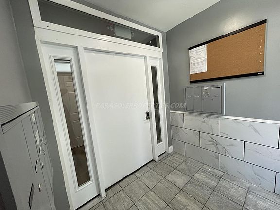 5th image of 510 Pittston Ave APT 1